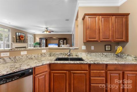 370 Battery Circle Clover SC 29710