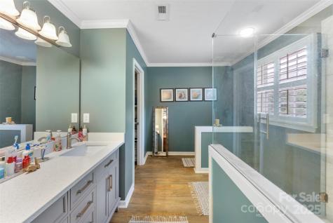 370 Battery Circle Clover SC 29710