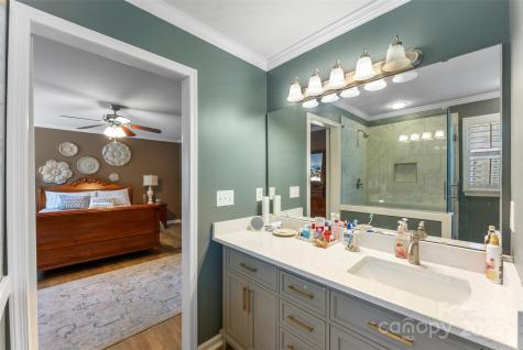 370 Battery Circle Clover SC 29710