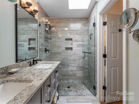 206 Pinner Road Arden NC 28704