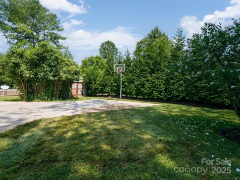 206 Pinner Road Arden NC 28704