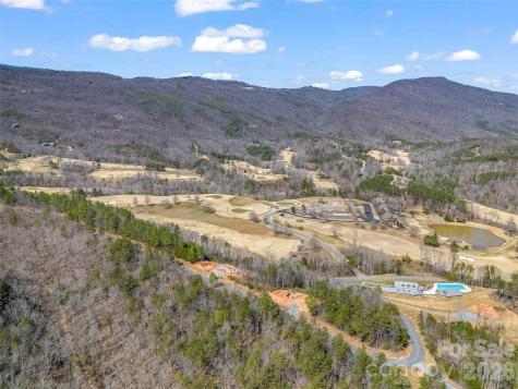 2015 Deep Gap Farm Road W Mill Spring NC 28756