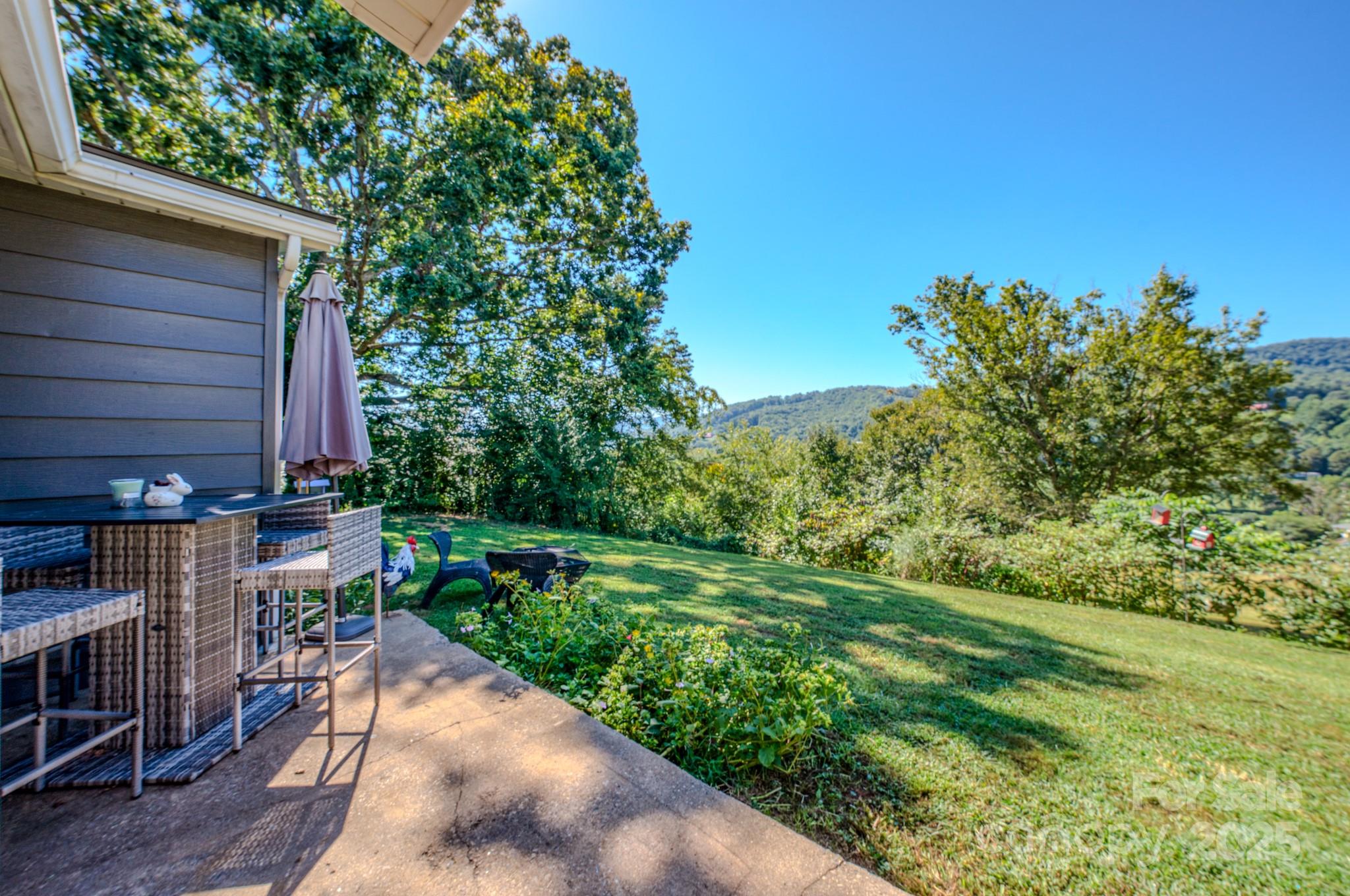 26 Center Street Candler NC 28715