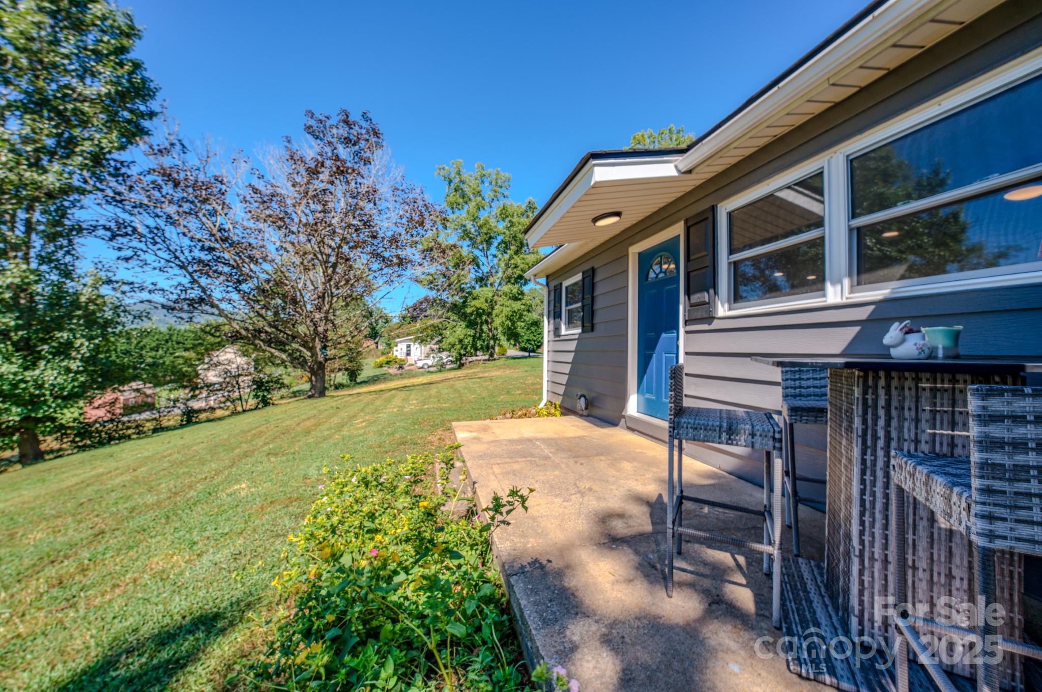 26 Center Street Candler NC 28715