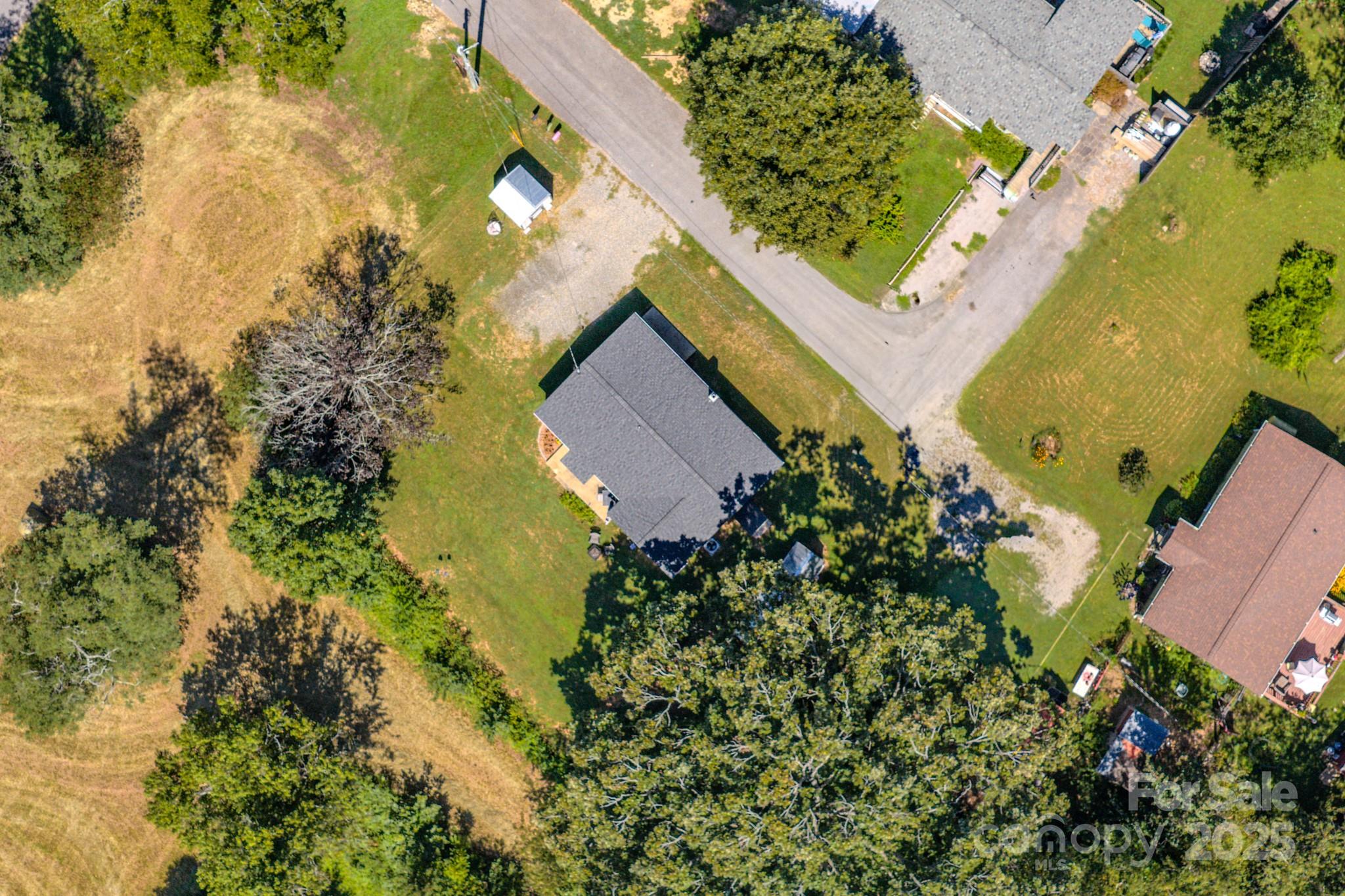 26 Center Street Candler NC 28715