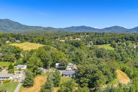 26 Center Street Candler NC 28715