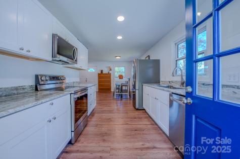 26 Center Street Candler NC 28715