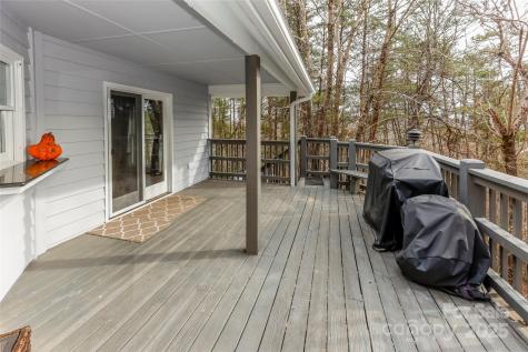 212 Ridgeway Road Lake Lure NC 28746