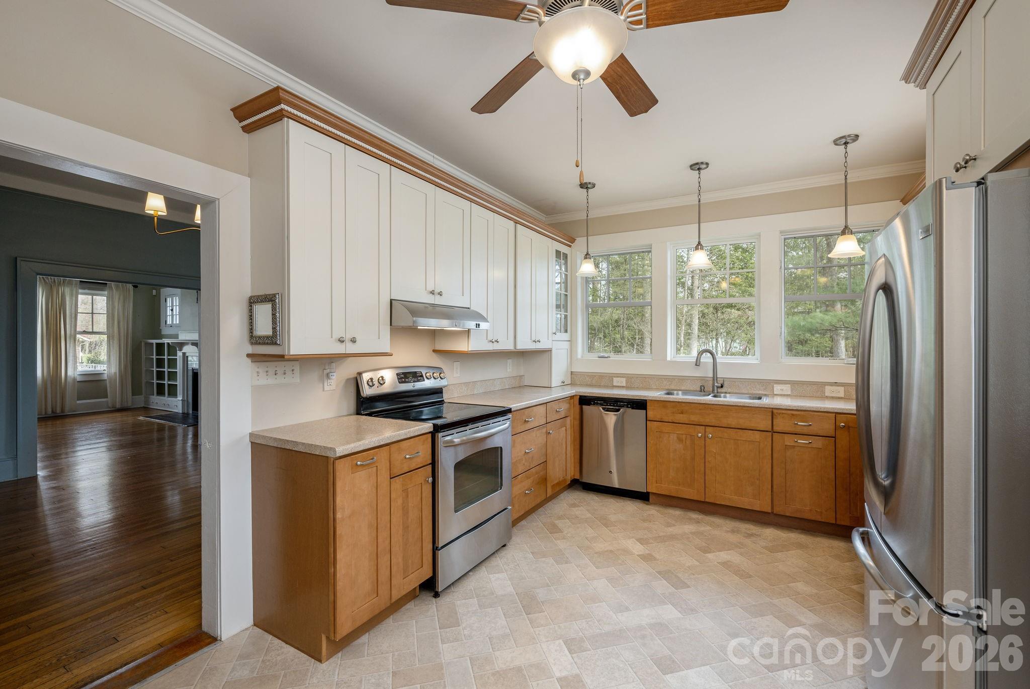 1126 4th Avenue W Hendersonville NC 28739