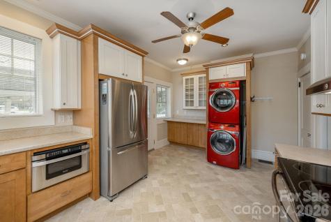 1126 4th Avenue W Hendersonville NC 28739