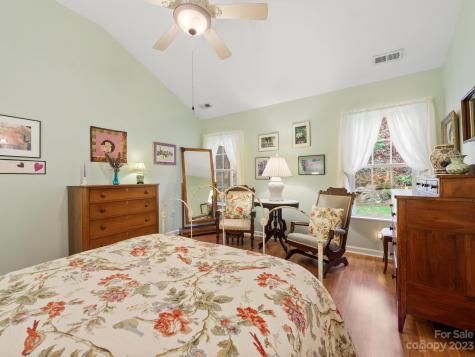 11 Stonebridge Drive Asheville NC 28805
