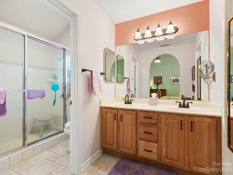11 Stonebridge Drive Asheville NC 28805