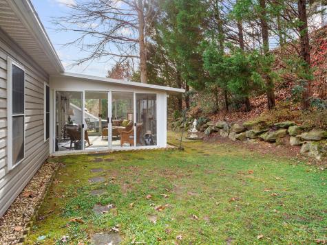 11 Stonebridge Drive Asheville NC 28805