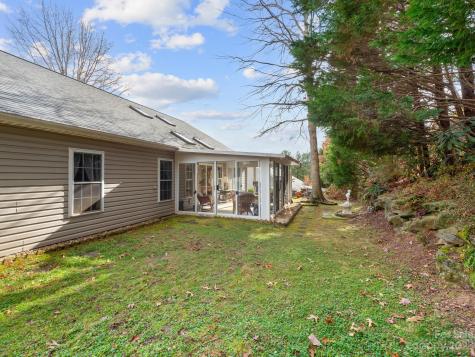11 Stonebridge Drive Asheville NC 28805