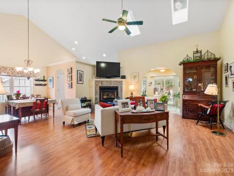 11 Stonebridge Drive Asheville NC 28805
