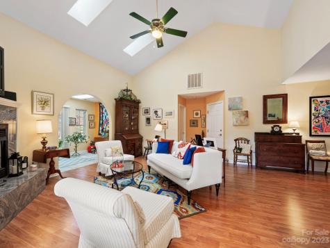 11 Stonebridge Drive Asheville NC 28805