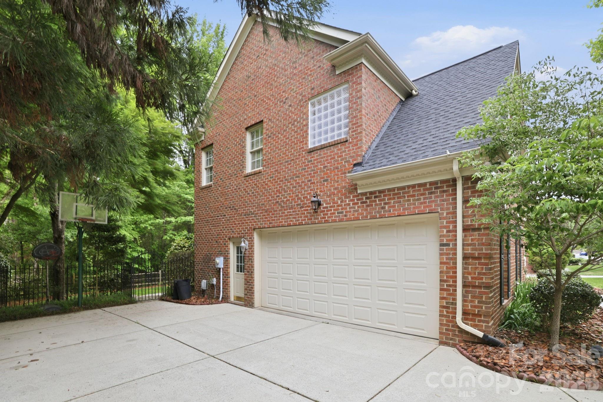 239 Sardis Pointe Road Matthews NC 28105