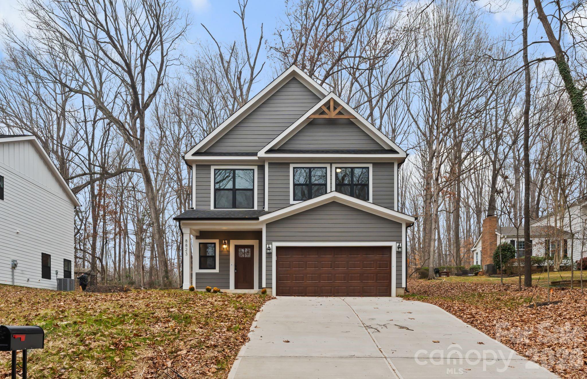 8823 Dogwood Drive Charlotte NC 28215