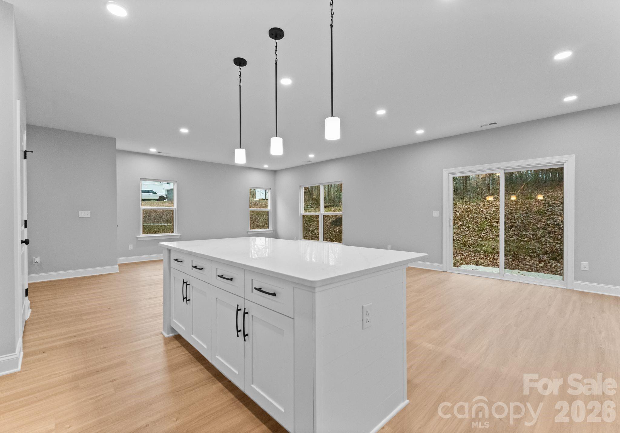 8823 Dogwood Drive Charlotte NC 28215