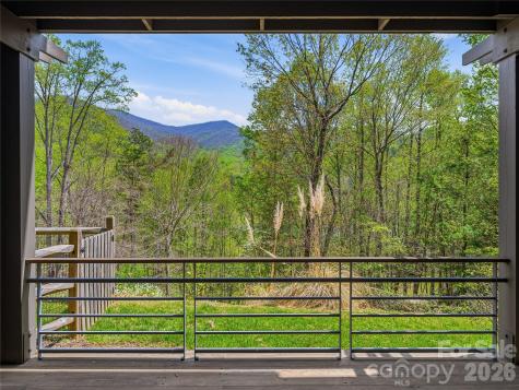 39 Ox Bow Crossing Weaverville NC 28787
