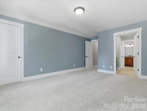 911 Weymouth Drive Gastonia NC 28056