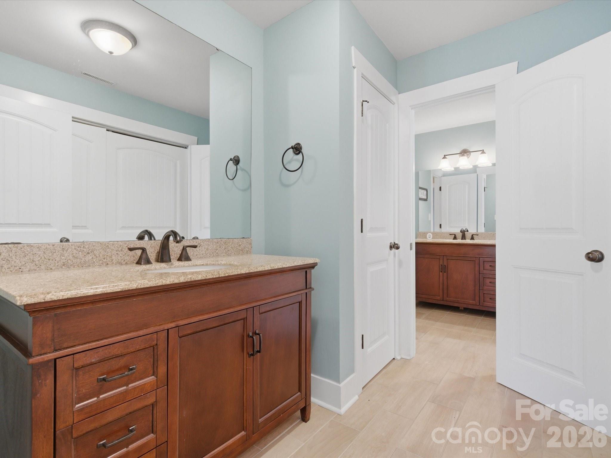 911 Weymouth Drive Gastonia NC 28056