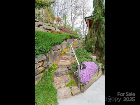 5 Powder Ridge Drive Asheville NC 28803