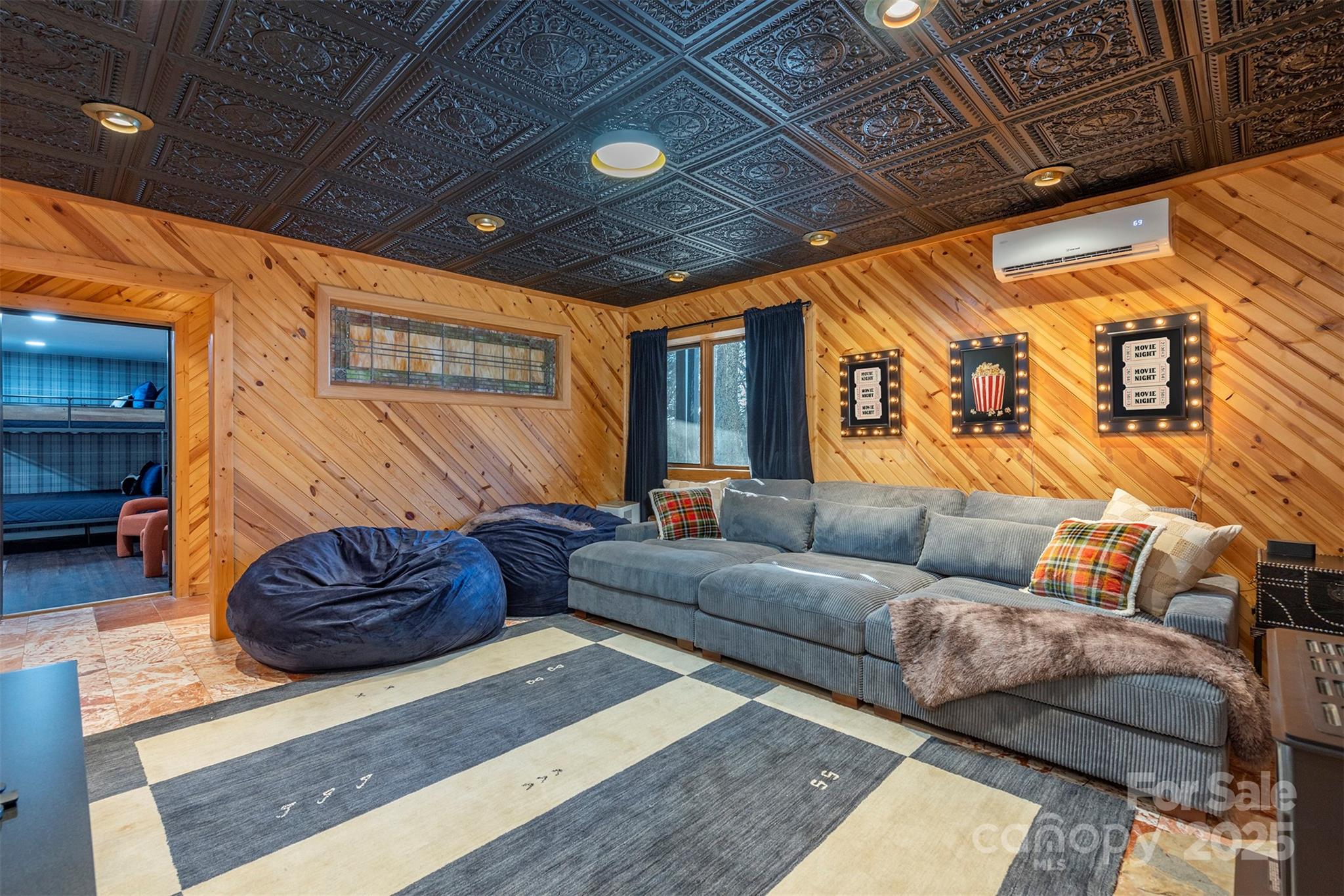 2338 El Miner Drive Mars Hill NC 28754