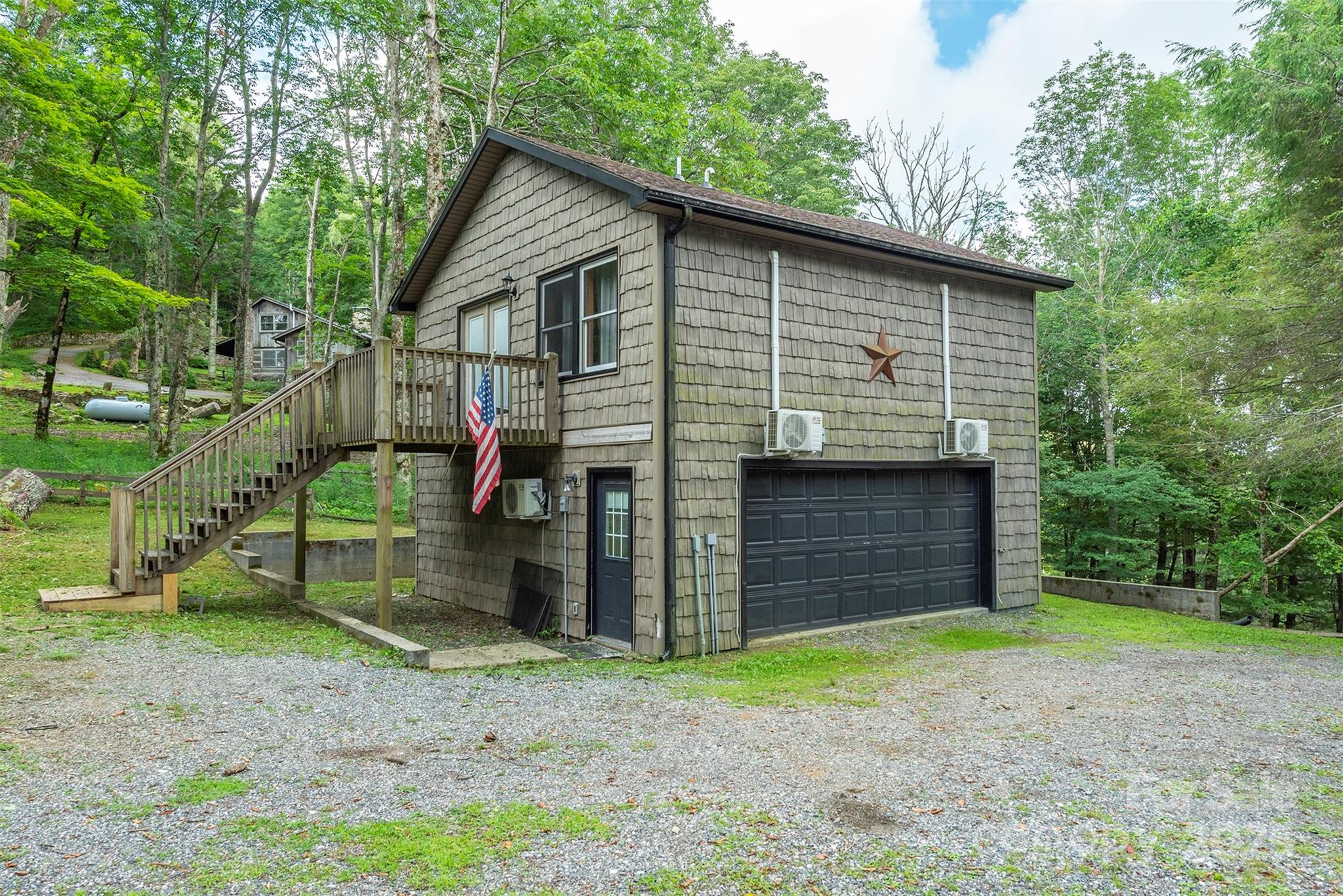 2338 El Miner Drive Mars Hill NC 28754