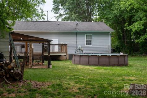 2308 Walt Arney Road Lenoir NC 28645