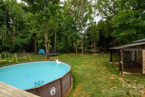 2308 Walt Arney Road Lenoir NC 28645