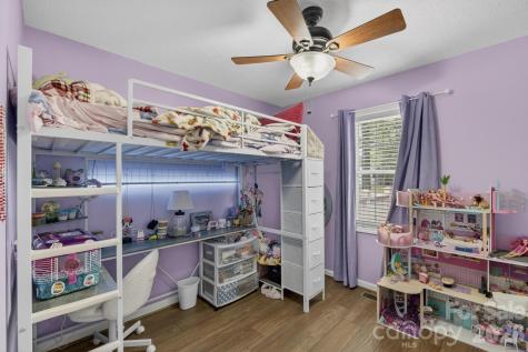 2308 Walt Arney Road Lenoir NC 28645