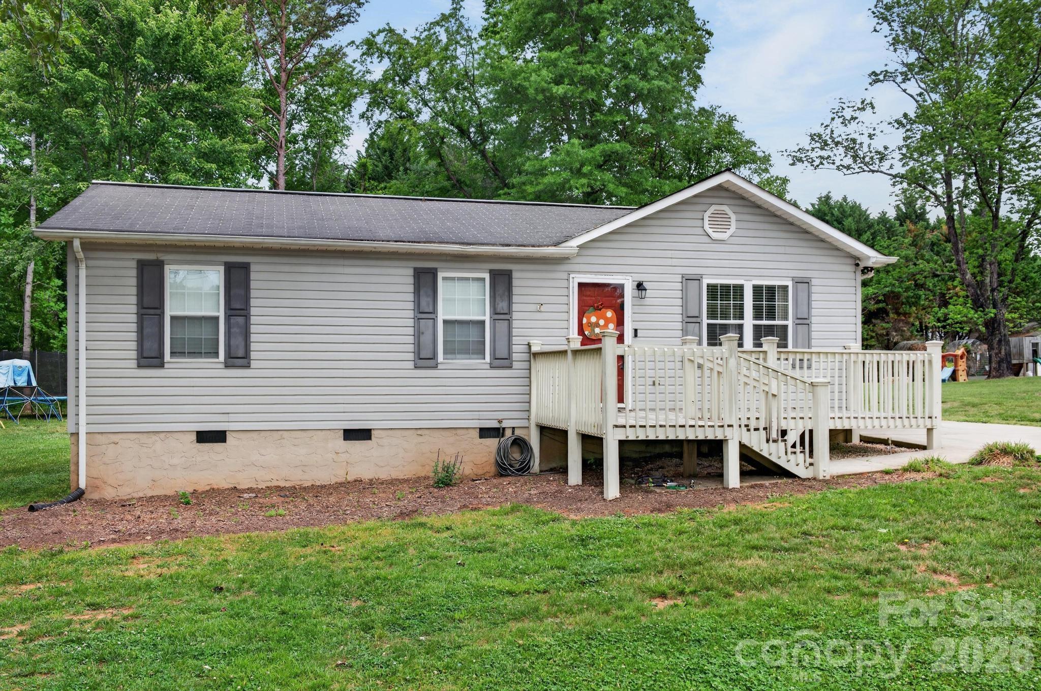 2308 Walt Arney Road Lenoir NC 28645