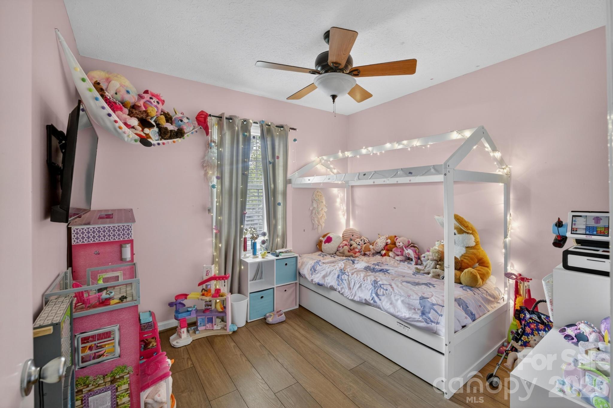 2308 Walt Arney Road Lenoir NC 28645