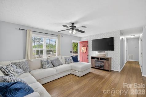 2308 Walt Arney Road Lenoir NC 28645