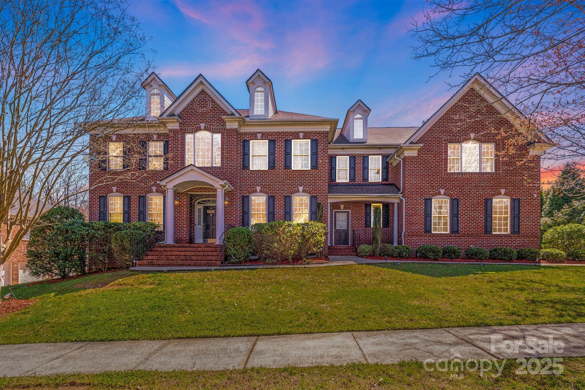 5004 Woodview Lane Matthews NC 28104