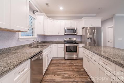 939 Old Stagecoach Road Camden SC 29020