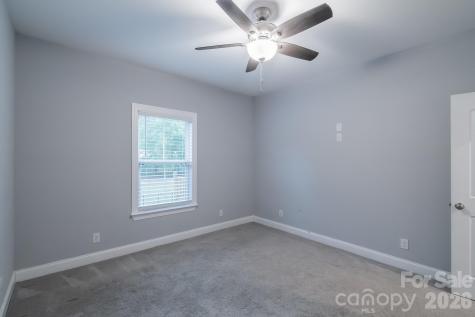 939 Old Stagecoach Road Camden SC 29020