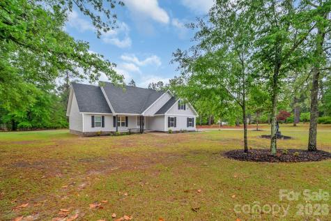 939 Old Stagecoach Road Camden SC 29020