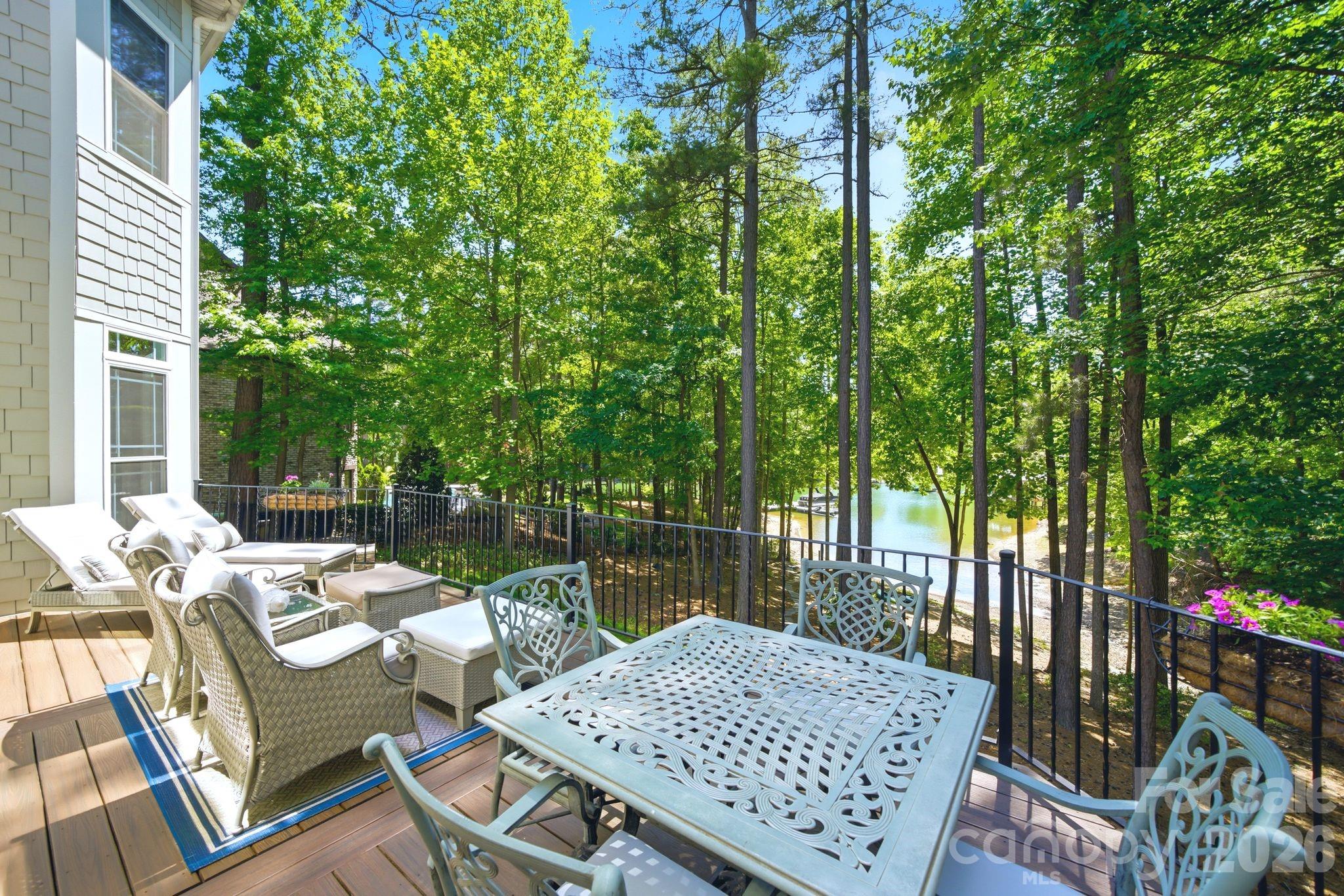 7592 Cottonwood Drive Denver NC 28037