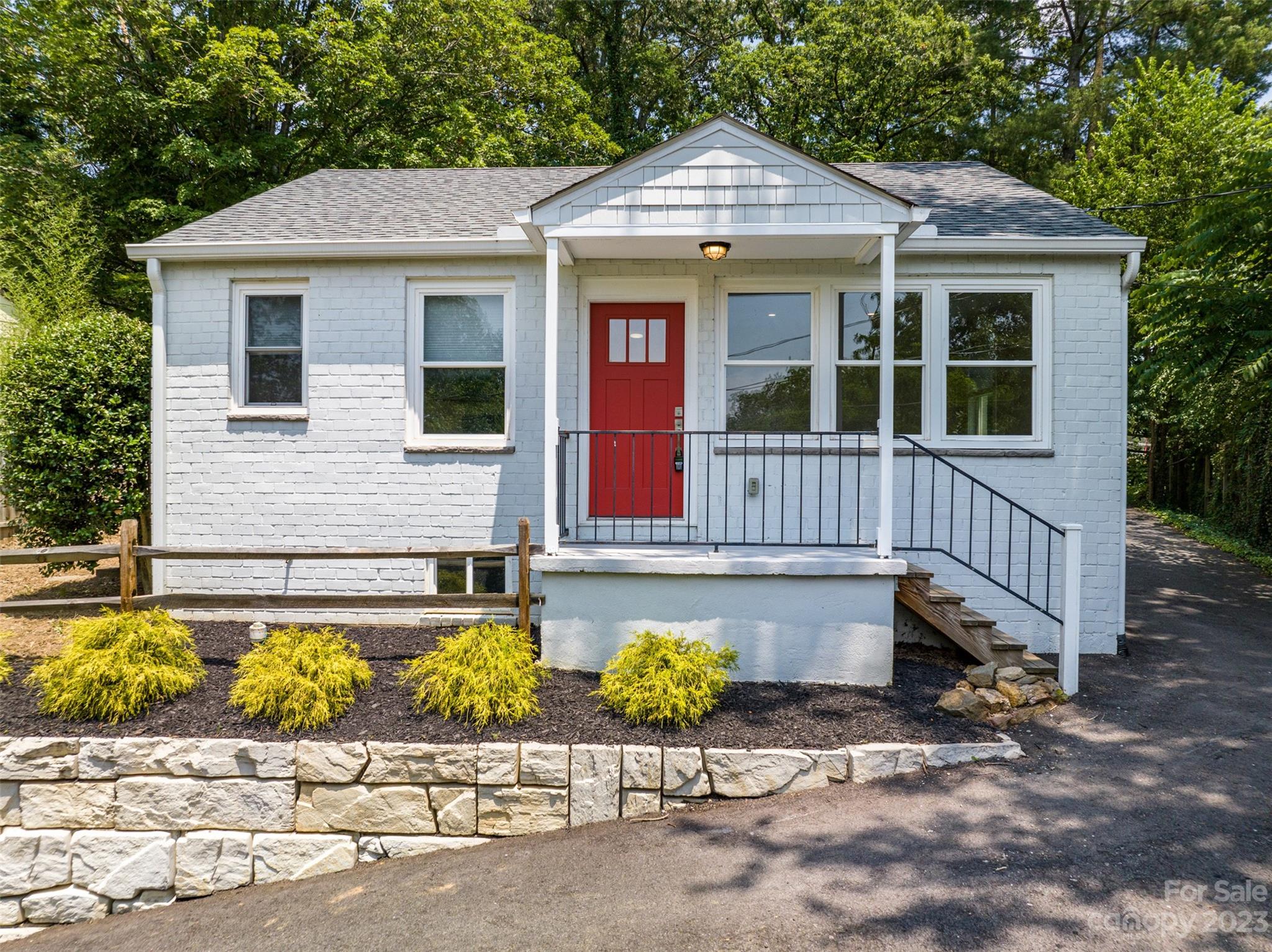 25 Laurel Avenue Asheville NC 28804