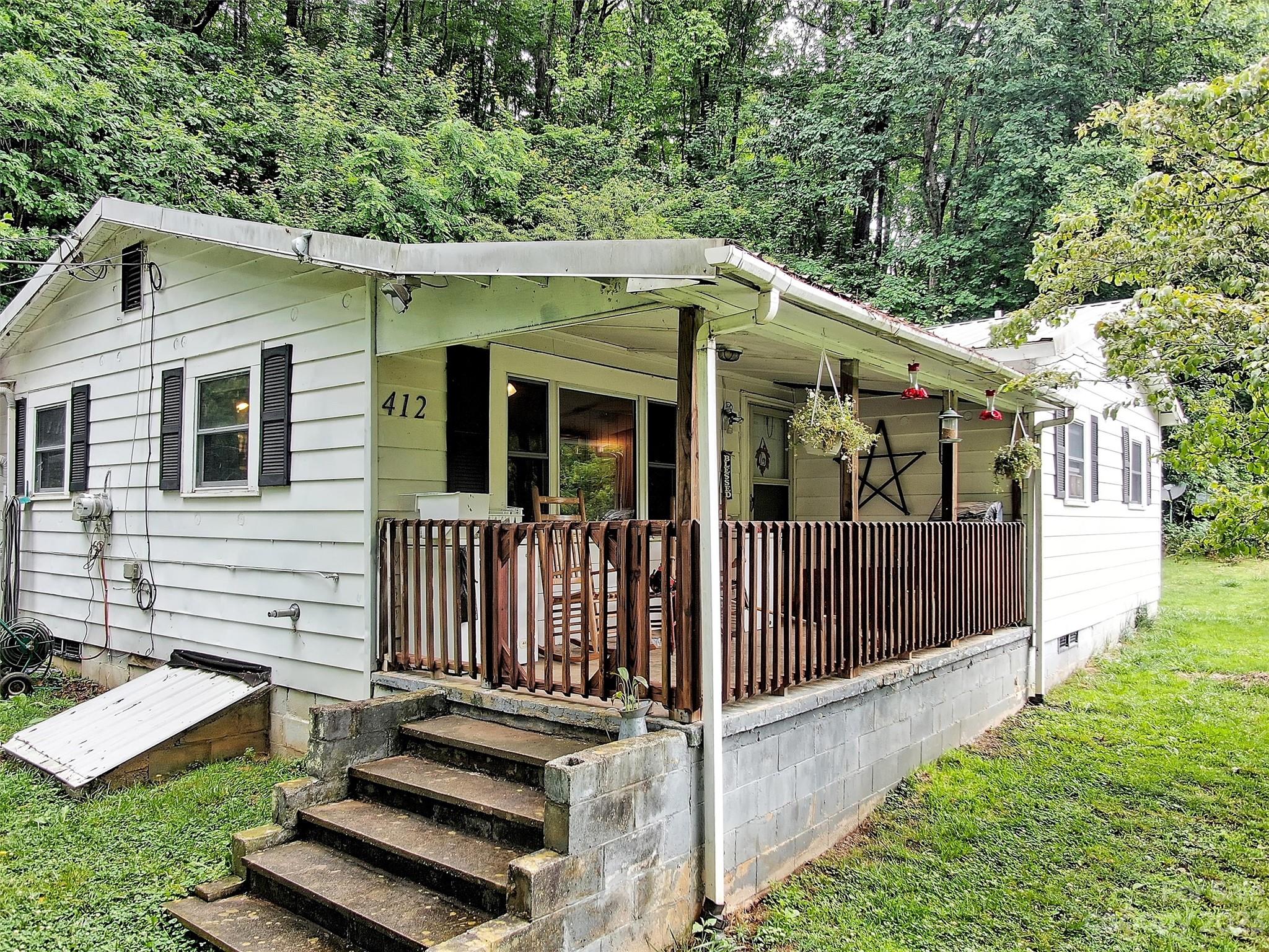 412 Dix Creek Road Canton NC 28716