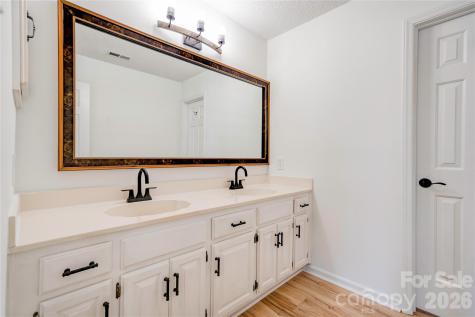 124 Gold Run Court Kings Mountain NC 28086