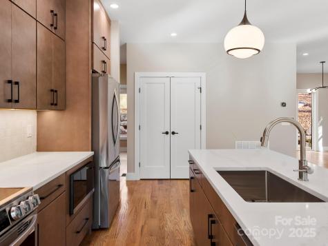 15 Perdue Place Asheville NC 28806