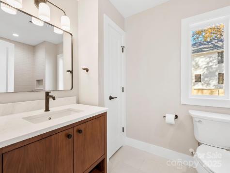 15 Perdue Place Asheville NC 28806