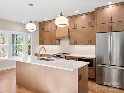 15 Perdue Place Asheville NC 28806