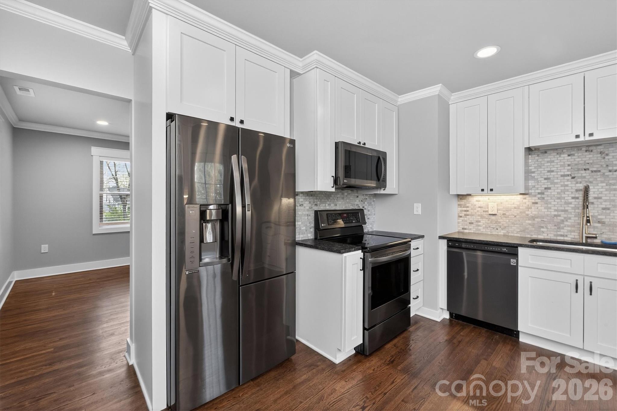307 E Peterson Drive Charlotte NC 28217