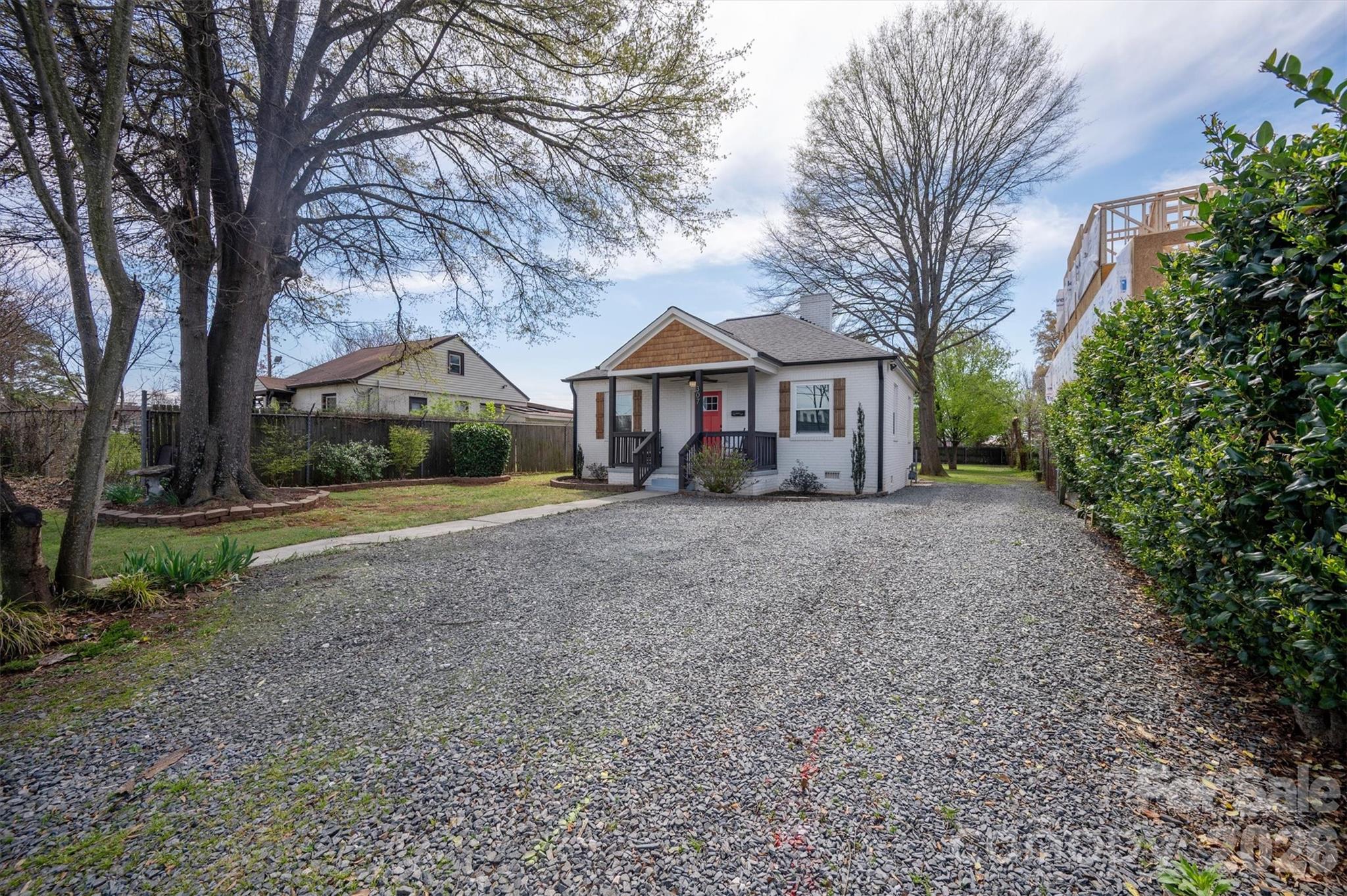 307 E Peterson Drive Charlotte NC 28217