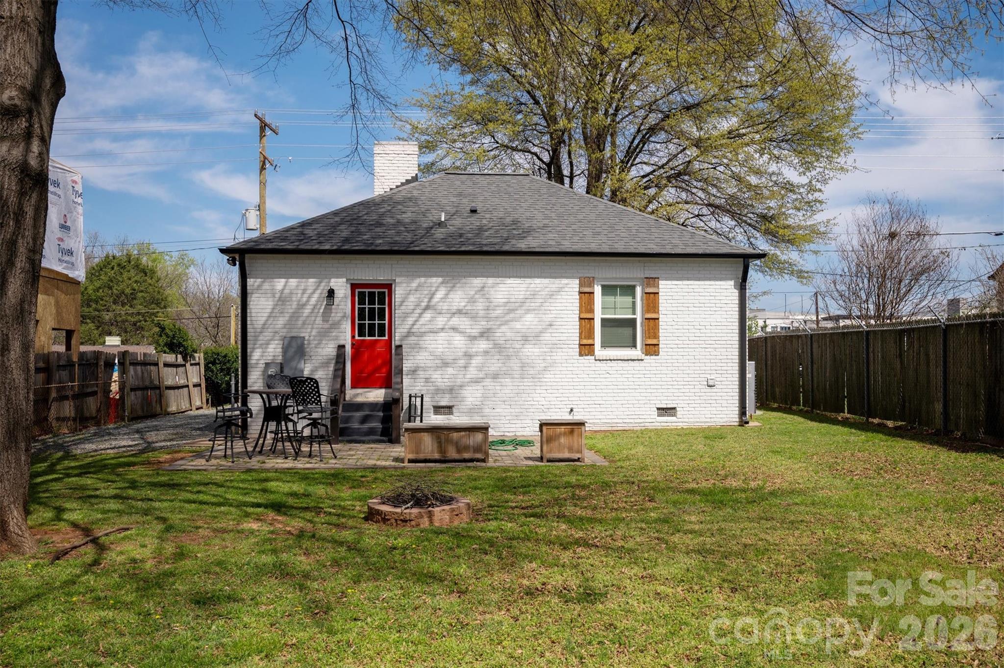 307 E Peterson Drive Charlotte NC 28217