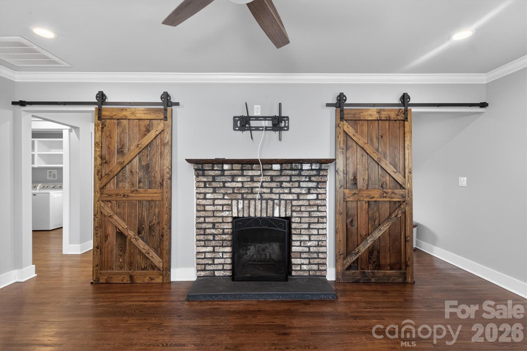 307 E Peterson Drive Charlotte NC 28217